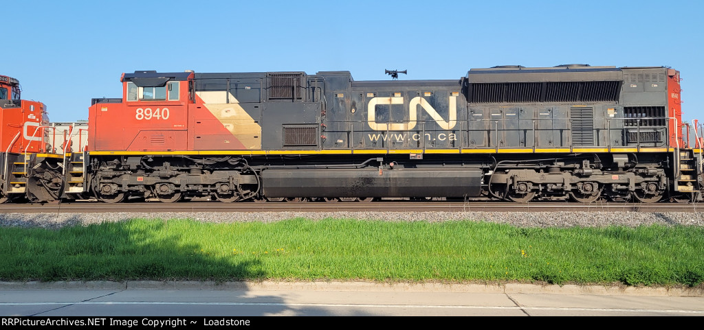 CN 8940